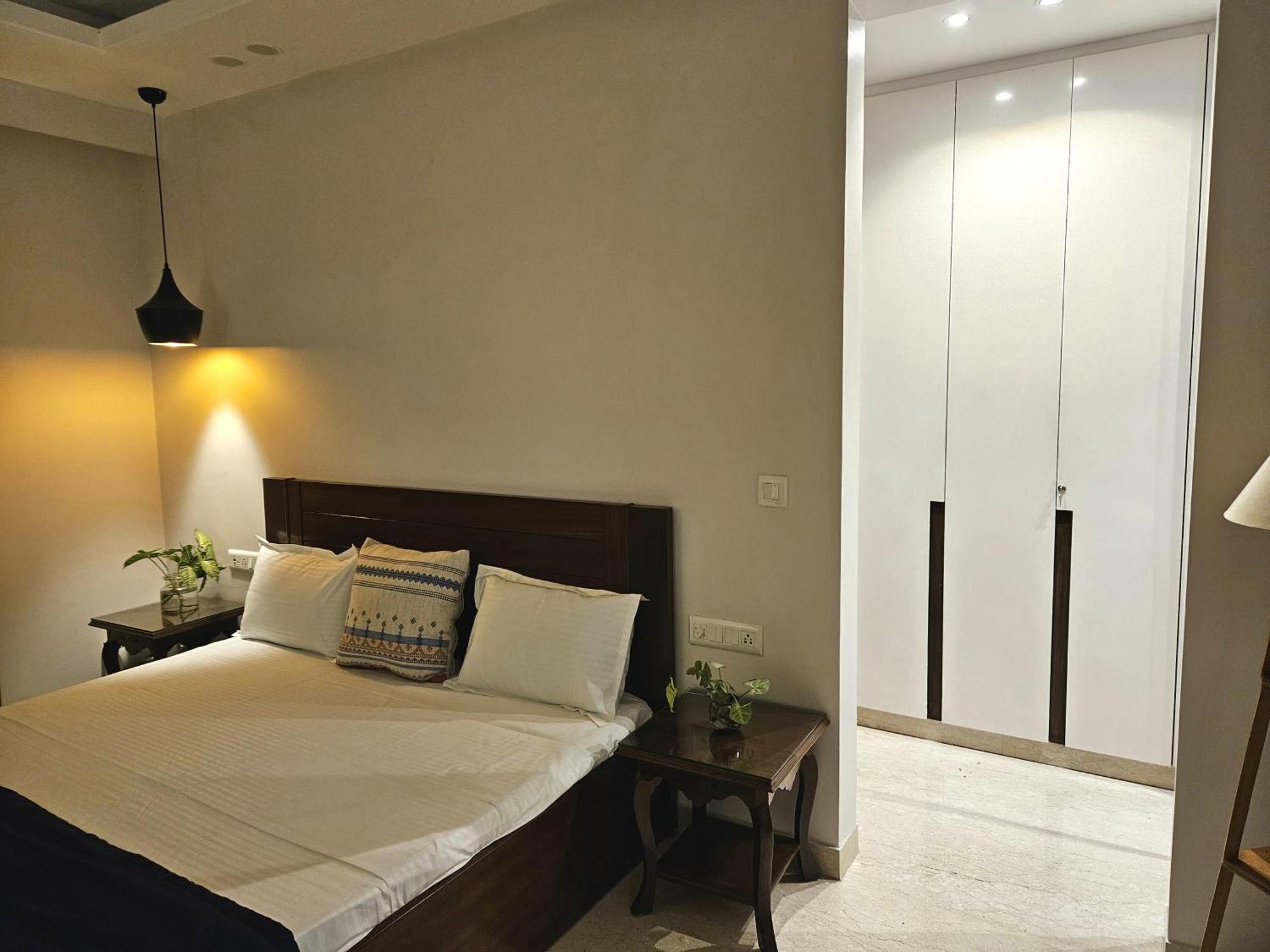 South Delhi Monument View By Maple Key - 3bhk & Terrace Apartment New Delhi
