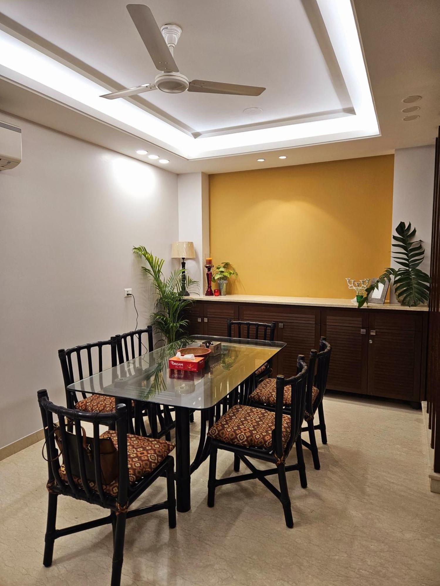 South Delhi Monument View By Maple Key - 3bhk & Terrace Apartment *